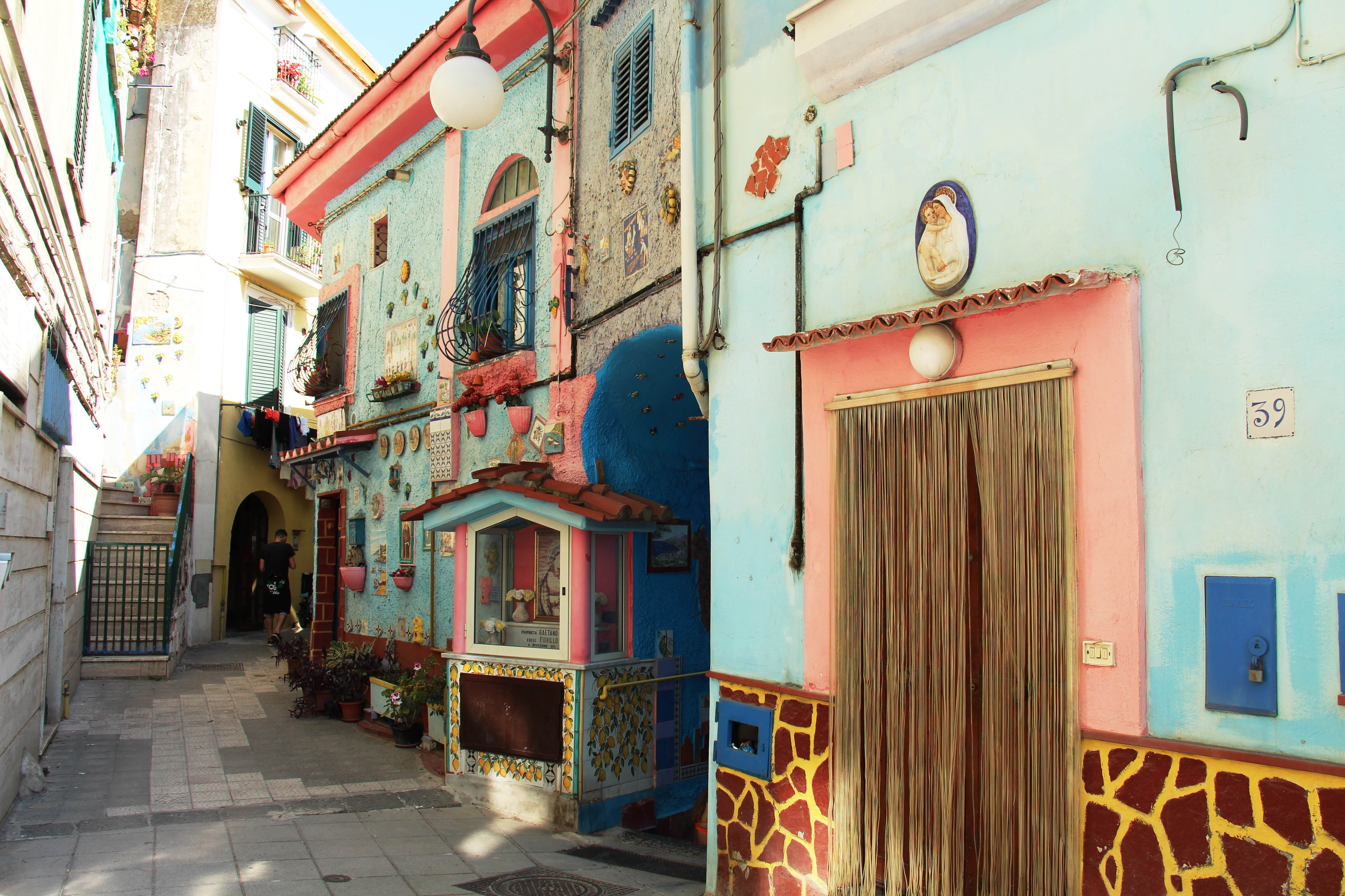 ヴィエトリ スル マーレ – Splende