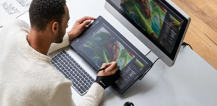 Kamvas 16 (Gen 3)は、最適な15.8インチの画面サイズと2.5K QHD解像度