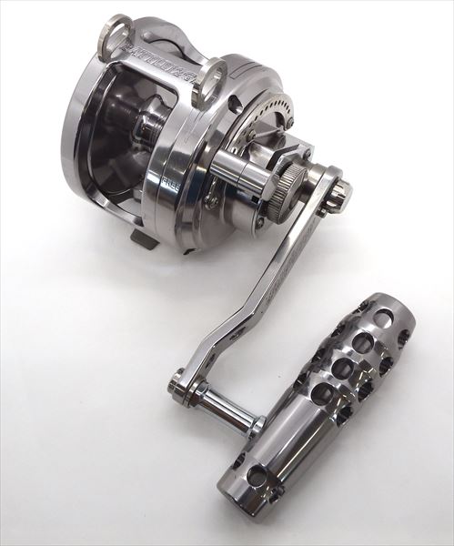 アリゲーター 両軸リール アリゲーター バトル 12GT シルバー: リール