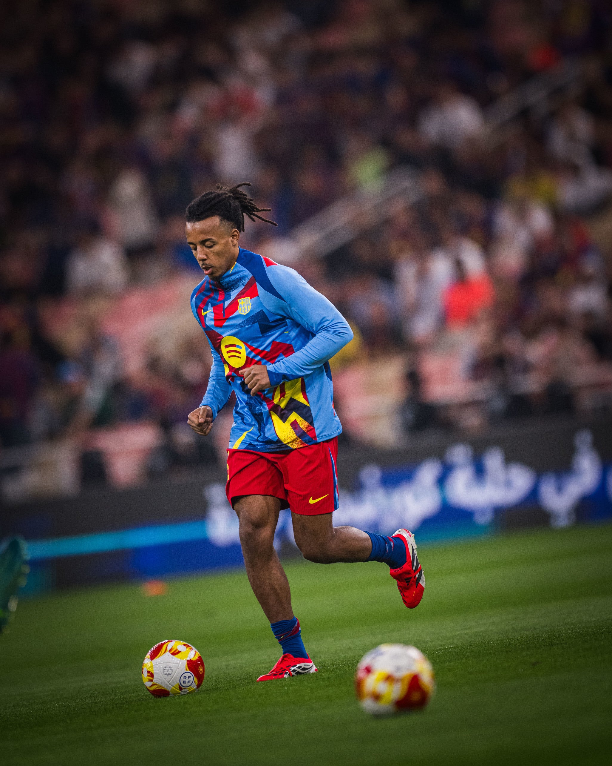 プレマッチ スウェットシャツ 第4ユニフォーム FCバルセロナ 25/26