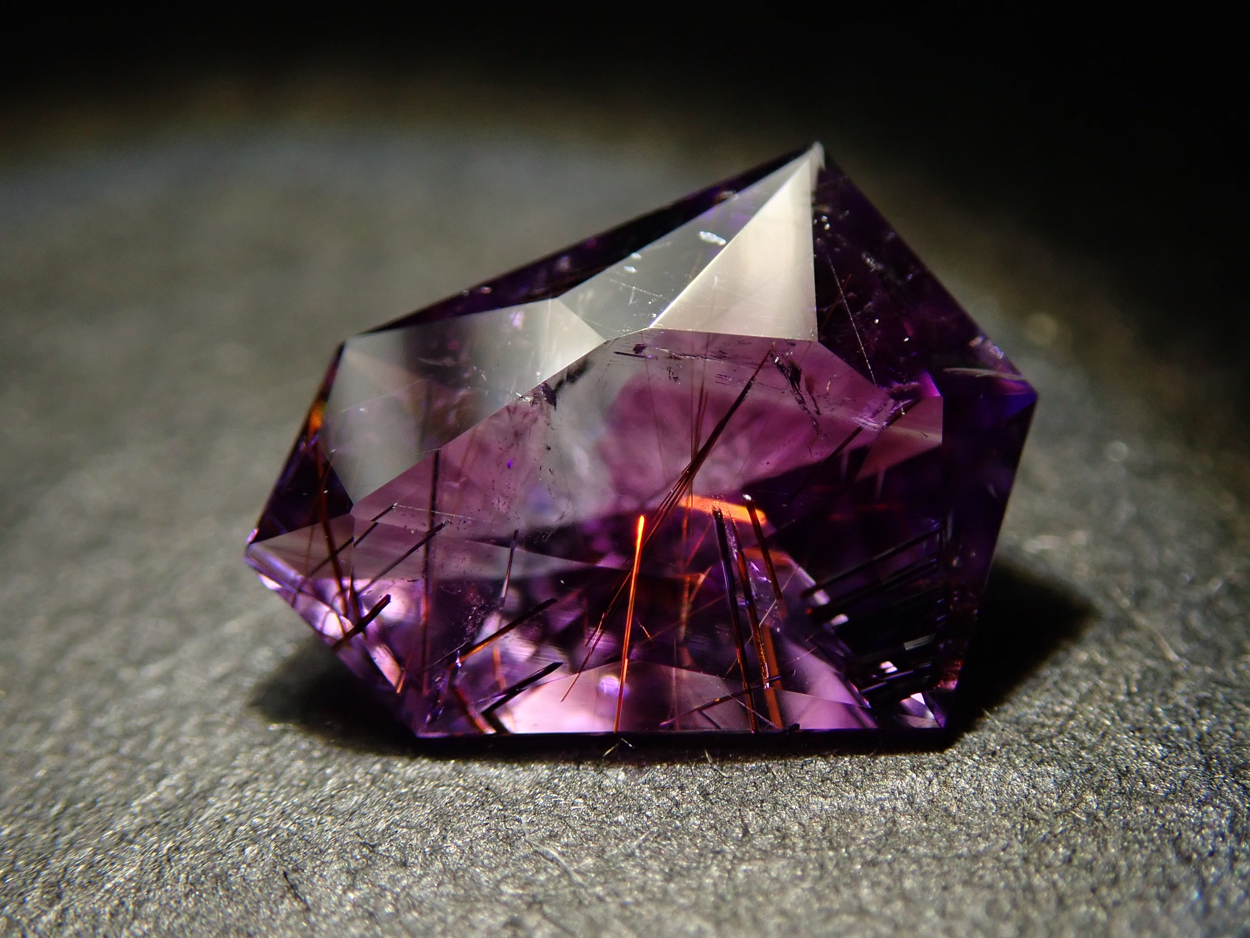 エレスチャルアメジスト- 通販｜宝石鑑定士が運営【カラッツSTORE】