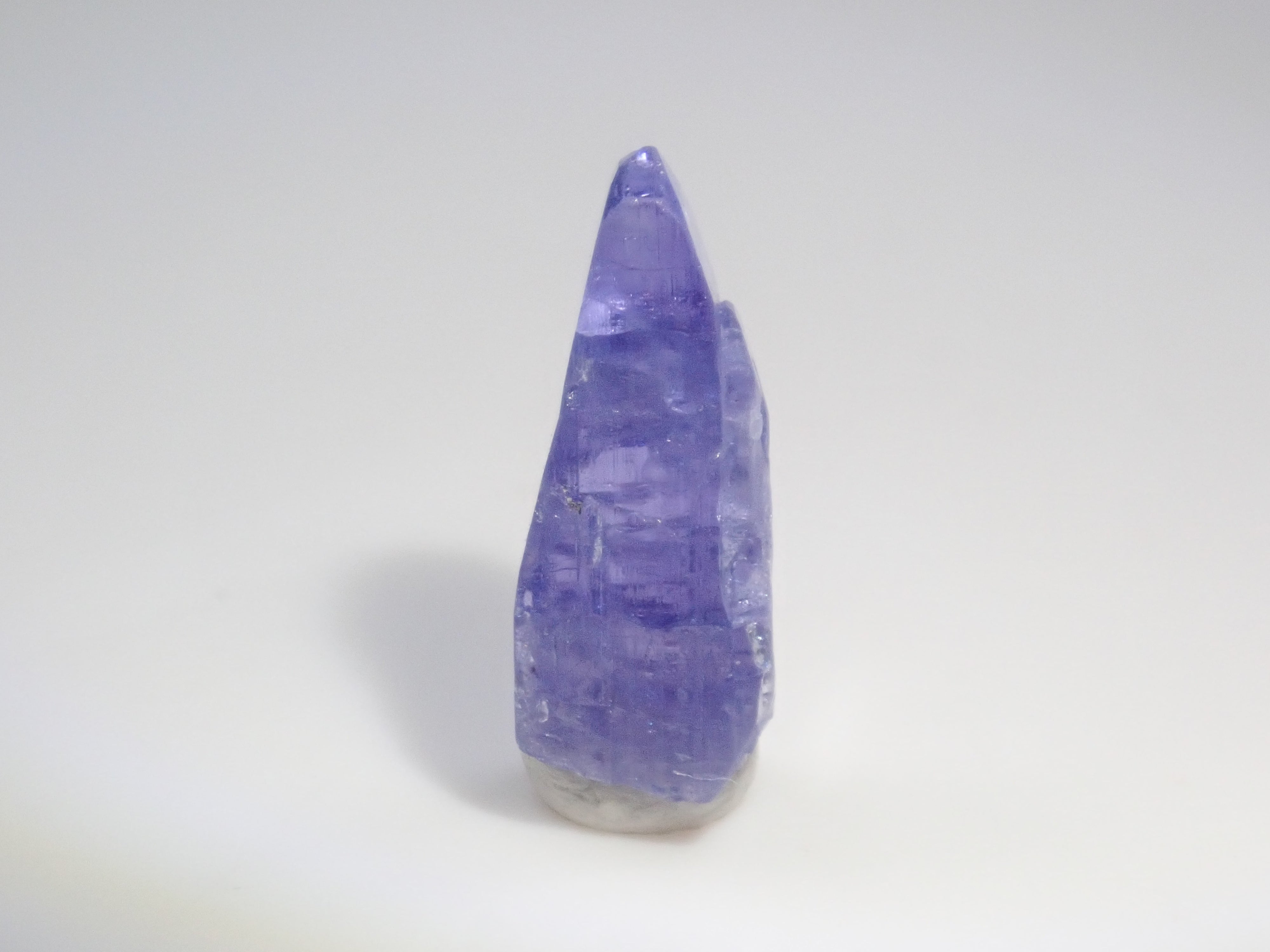 バイカラーピンクタンザナイト原石含むタンザナイト原石ガチャ《複数