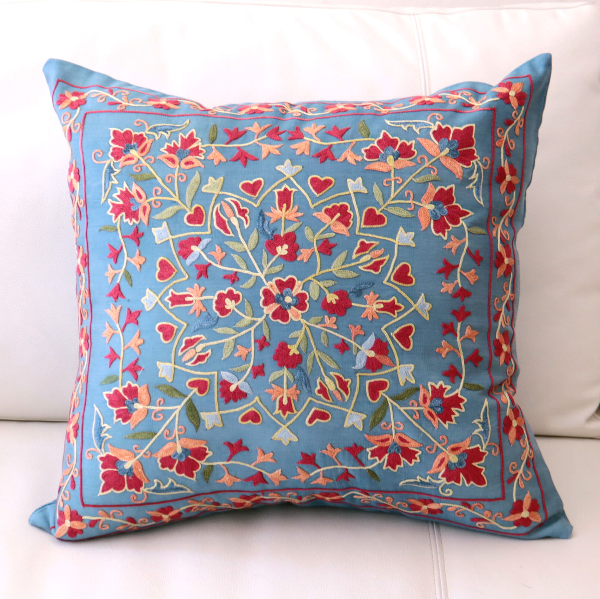 キリムスタイル / クッションカバー 50cm シルク スザンニ刺繍48×49cm