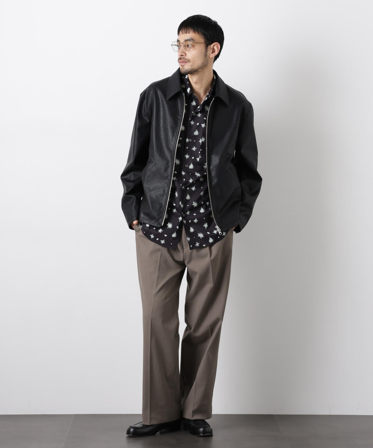 Reflax(R)オックスストレートパンツ（セットアップ可)