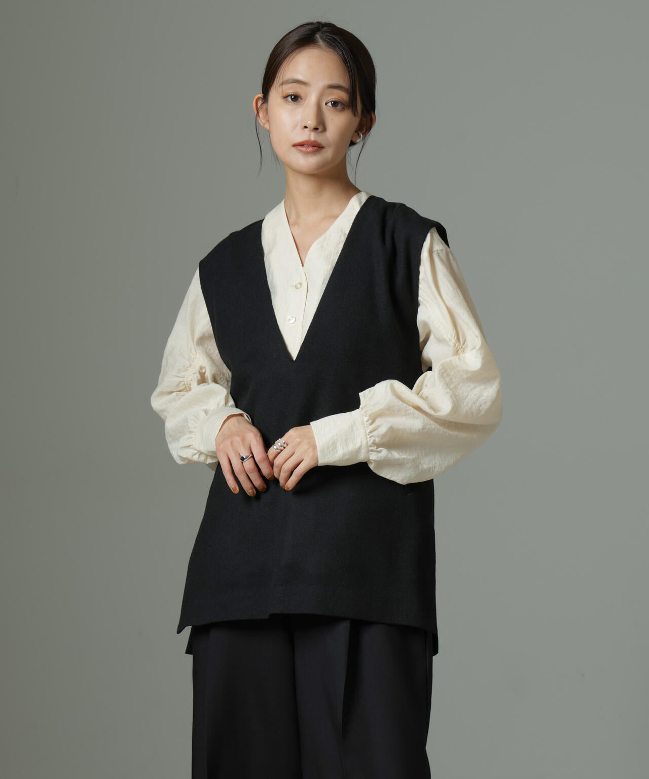 深Vネック ベスト ＋ ニットソーセット