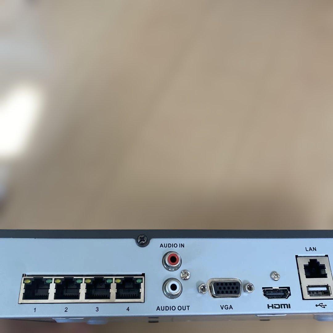 未使用】DS-7604NI-I1/4Pネットワークビデオレコーダ