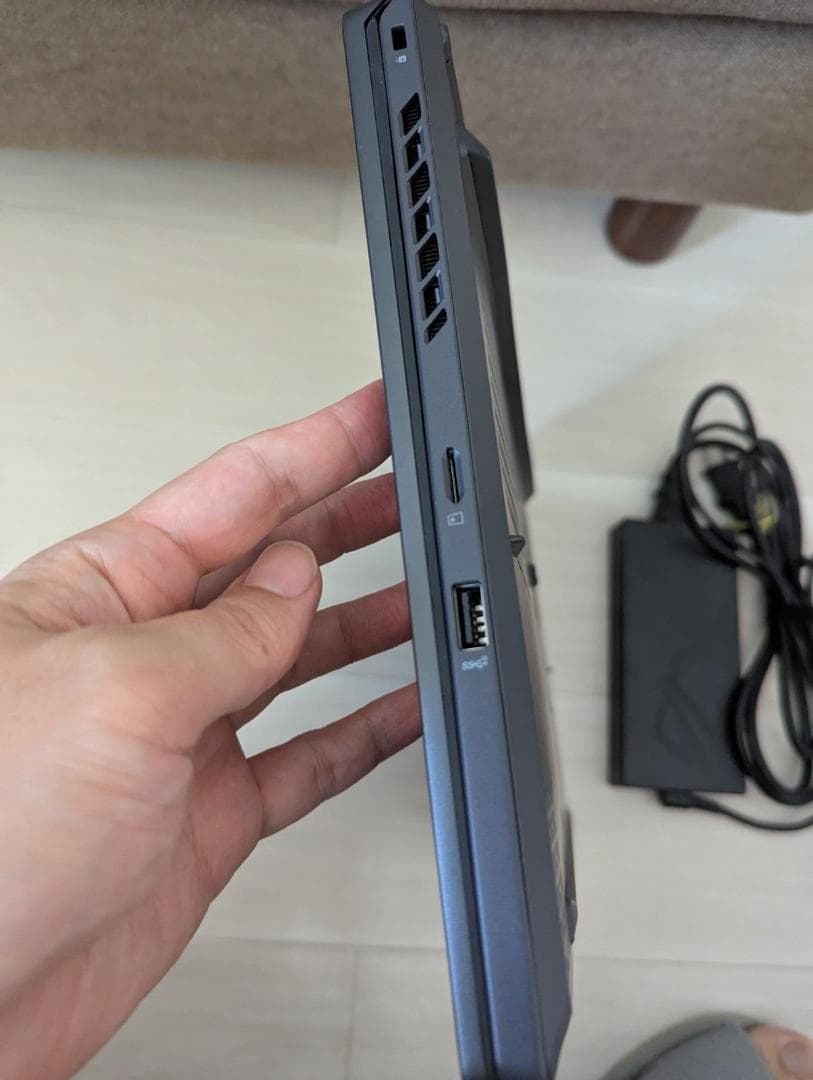 Asus Zephyrus RTX4070 16` 48GB 2.5TB USキ