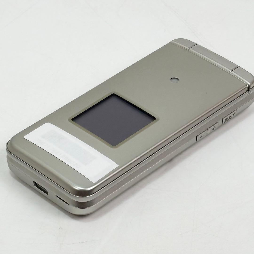 au かんたんケータイ ライト KYF43 シャンパンゴールド 超美品 判定