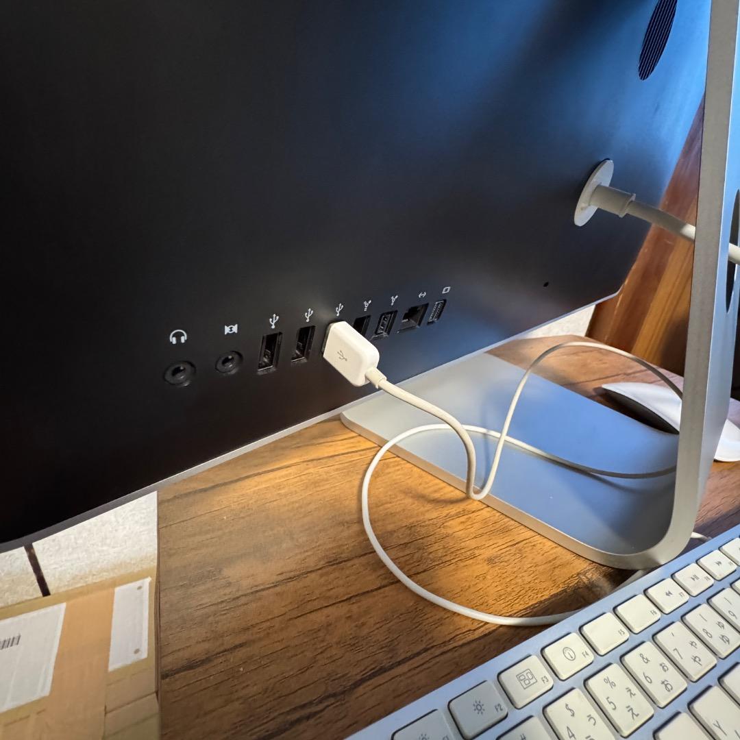 iMac 24インチ 2.8GHz 6GB RAM SSDドライブ換装 1TB