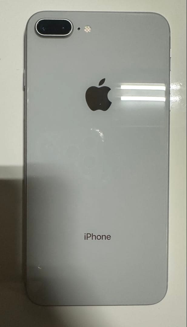 iPhone 8 Plus シルバー 本体 - メルカリ