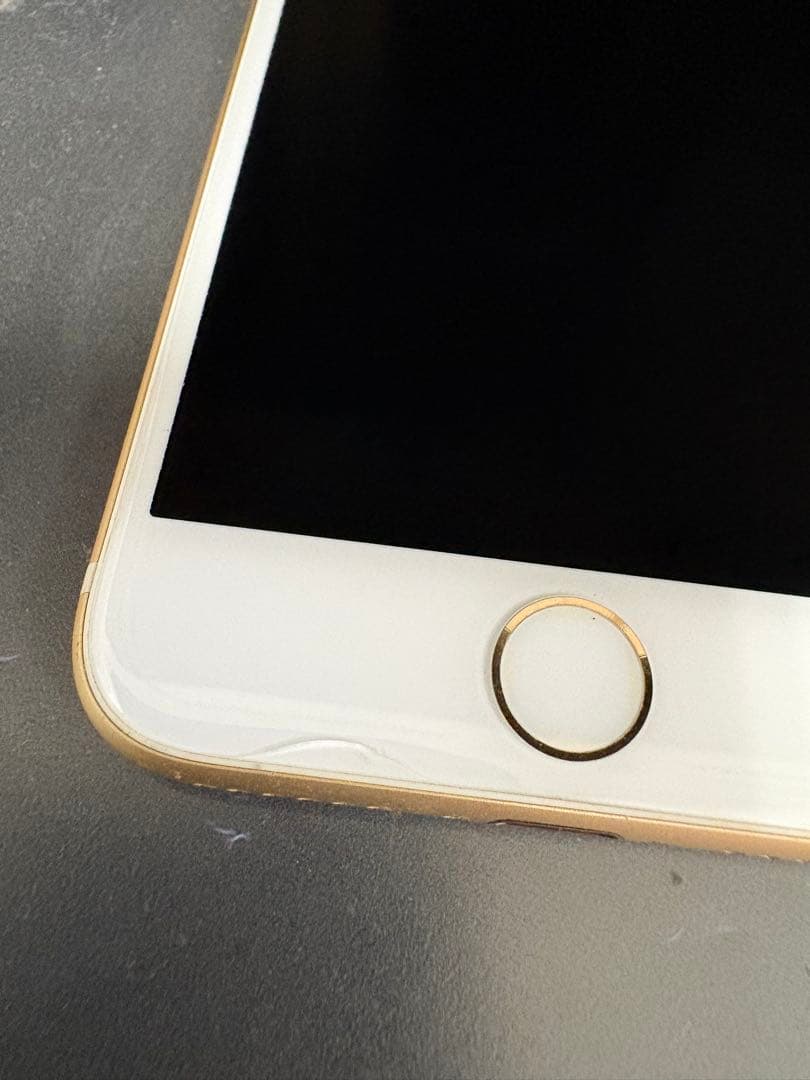 iPhone 7 Gold 32 GB SIMフリー - メルカリ