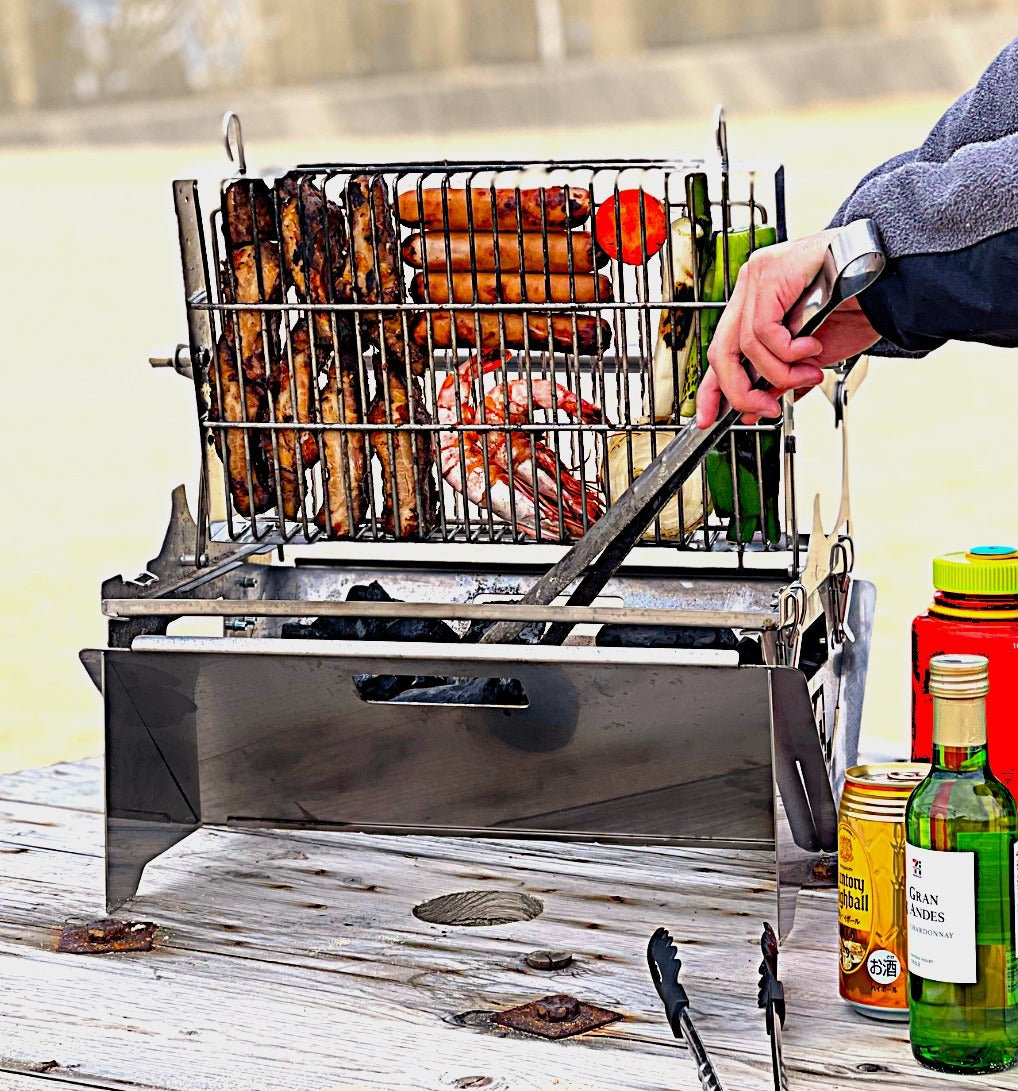 Makuake｜「片手でグルン！」ワンプッシュでひっくり返る新感覚