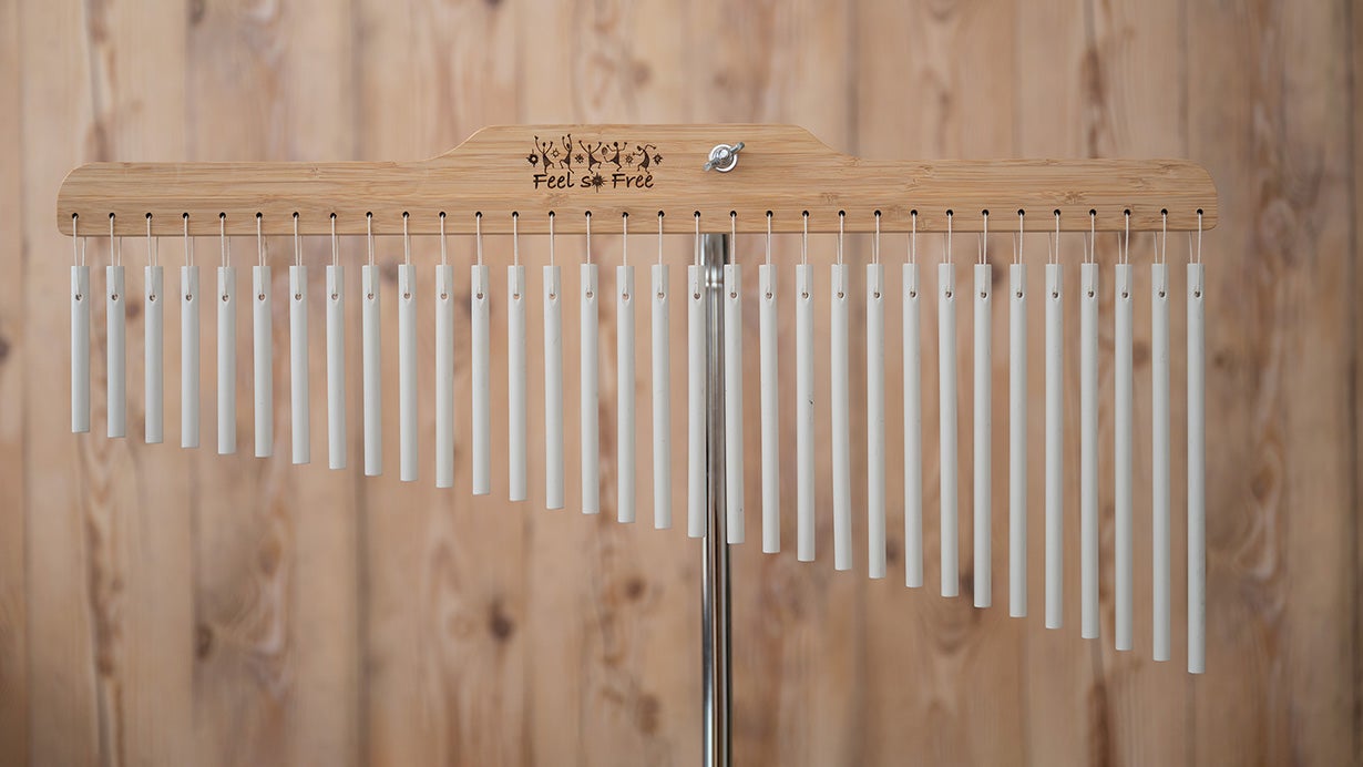 磁器でウインドチャイムを作ったら、星のきらめきのような音になりまし