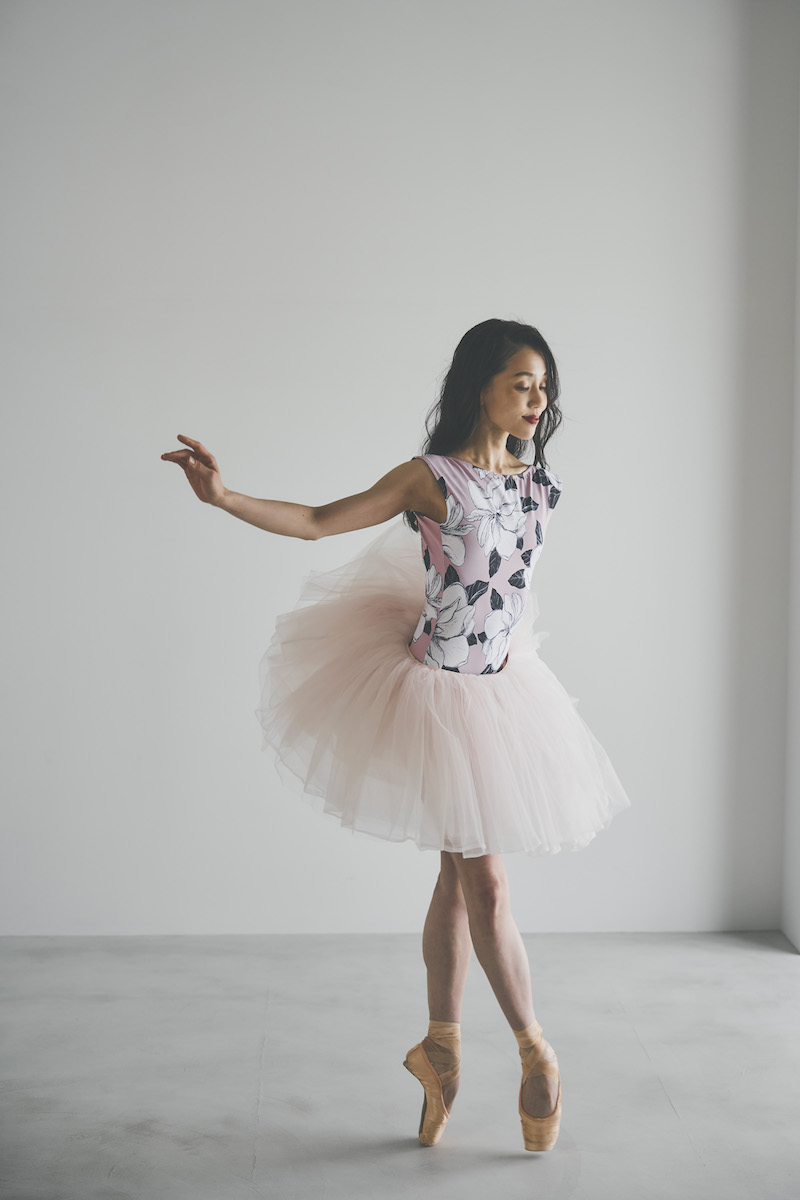 stina / type H half sleeve / Noire Rose grayish mauve