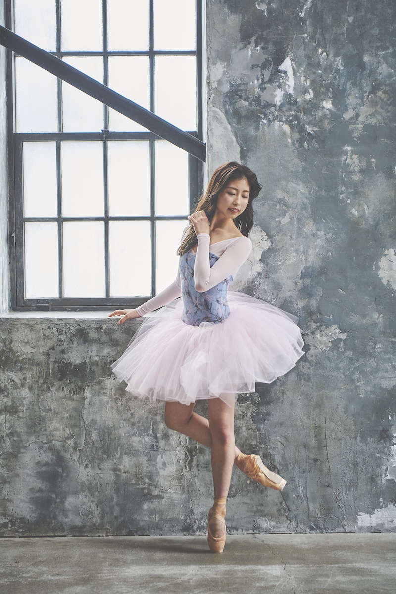 stina / type V lucky / pastel turquoise