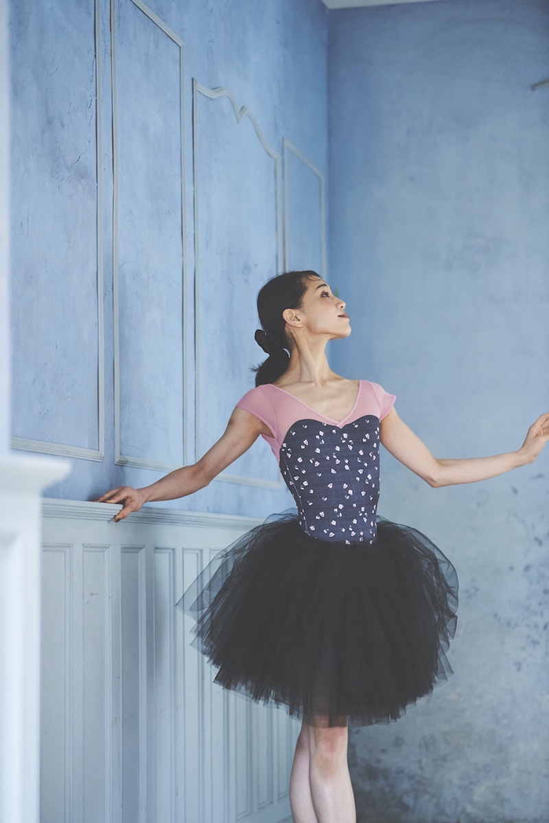 stina / type H half sleeve / glen check black