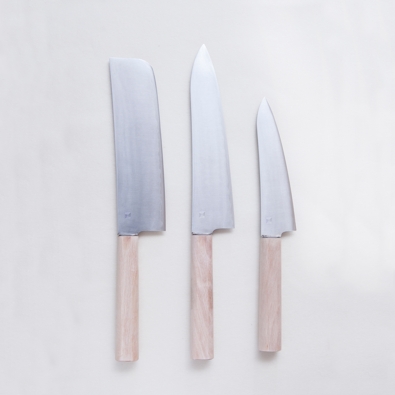 ゆり 菜切包丁 -女性の手にやさしい軽量＆見た目の良さも切れ味も