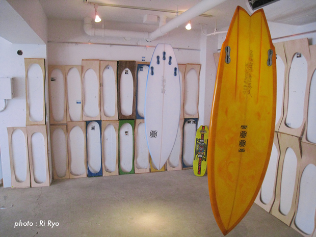 鎌倉サーファーによるアートエキジビションARK by HYDRO Shapes