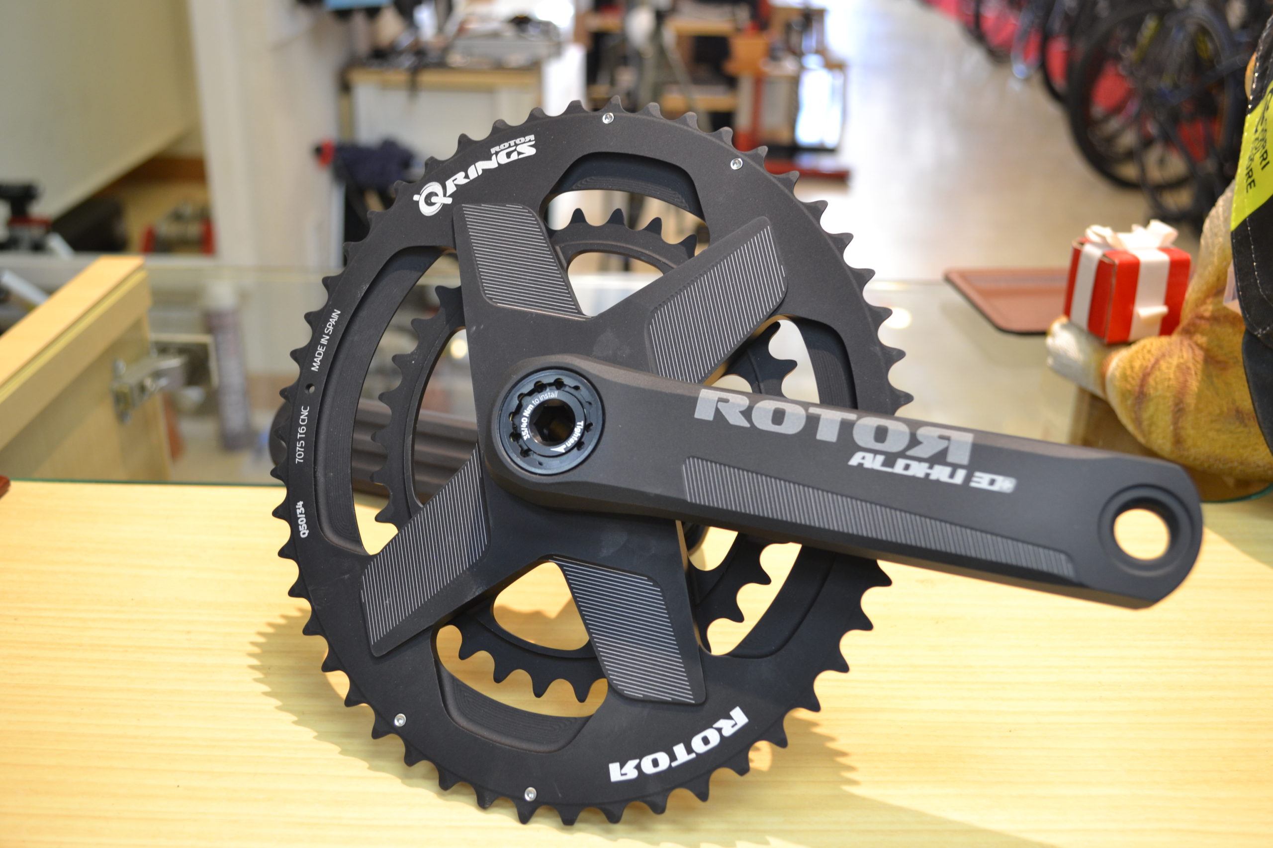 ROTOR 新型クランク ALDHU 入荷！ | カンザキのブログ ROTOR ALDHU DM